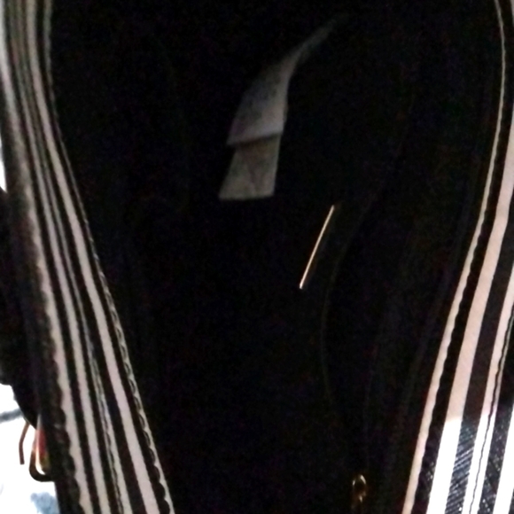 Aldo crossbody and matching card case - Picture 3 of 7